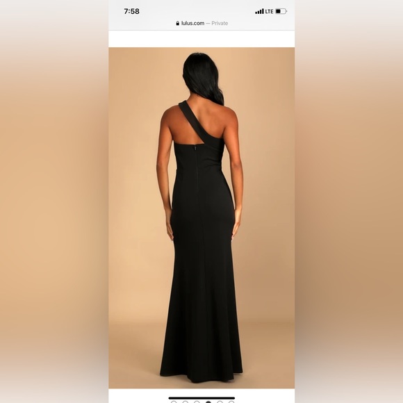 Lulu’s Your Majesty Asymmetrical Mermaid Maxi Dress. Small - Picture 3 of 5